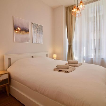 Heart Of Grand Place - Stunning 3Br Triplex Брюссель Екстер'єр фото